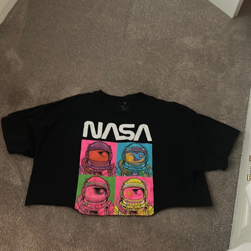cute cropped nasa space shirt